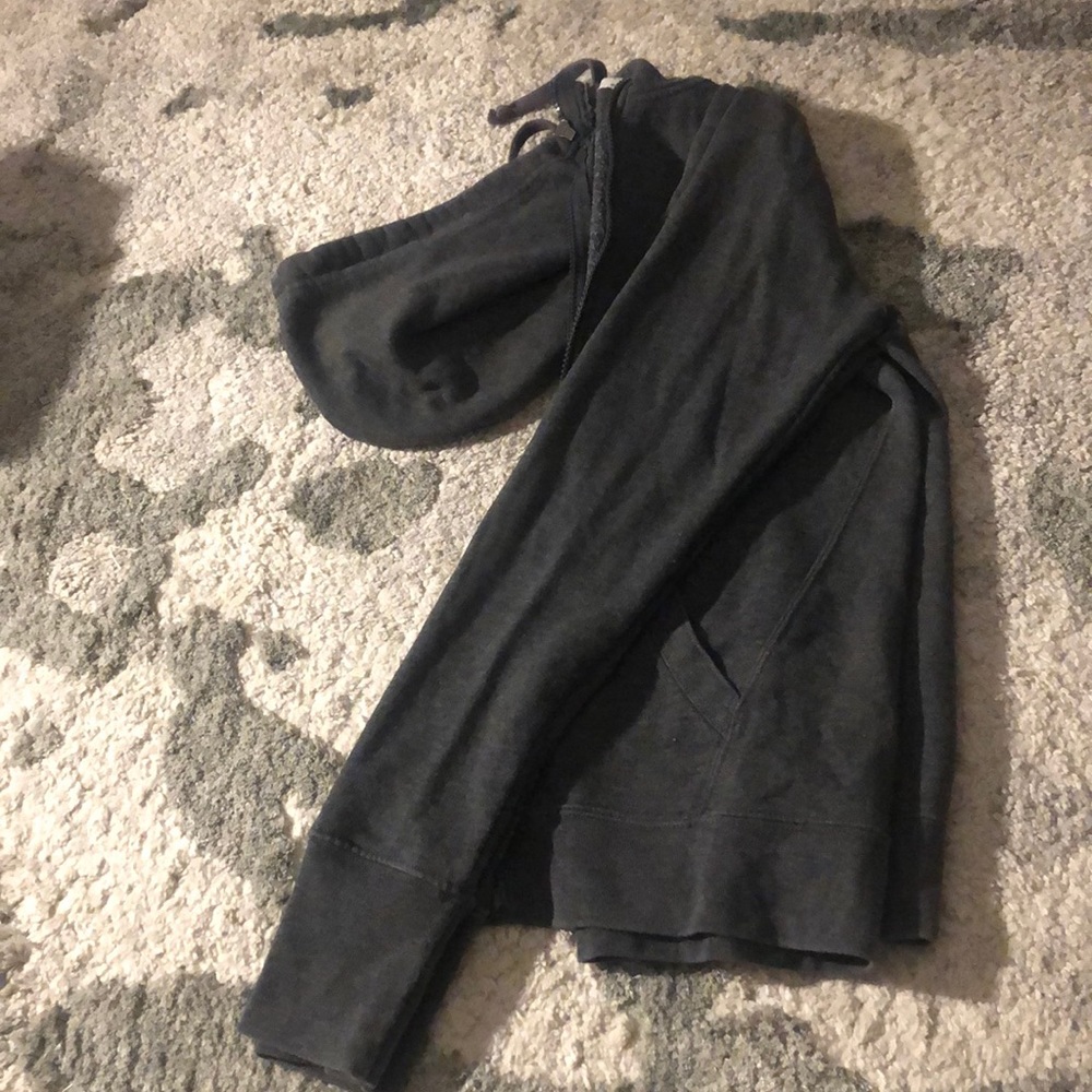 GREY AUTHENTIC CHAMPION SWEATER!